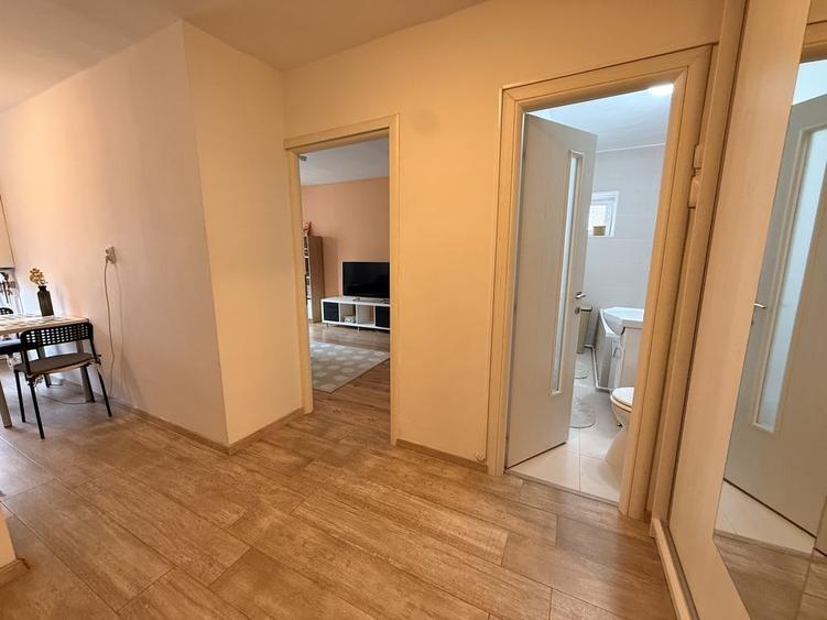 Garsonieră decomandată în Nerva Traian