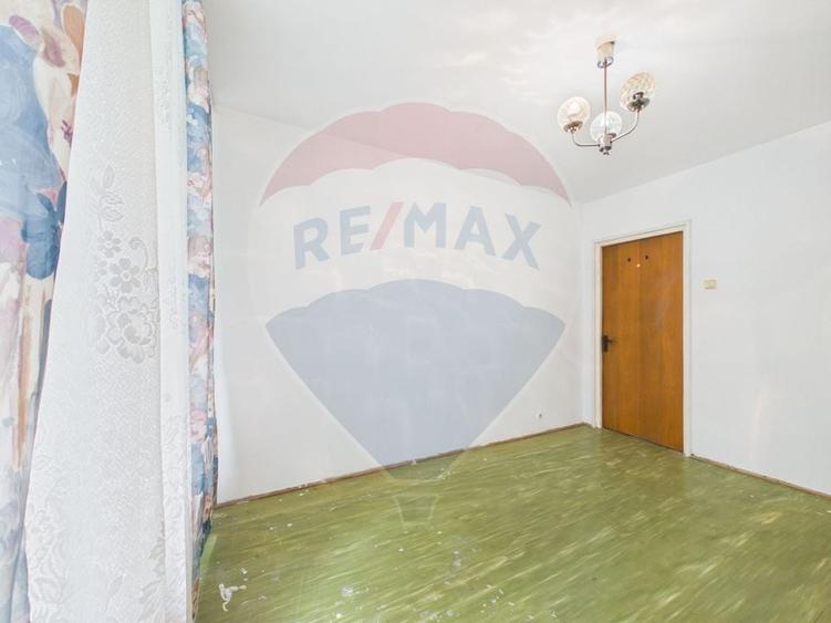 Apartament cu 2 camere semidecomandat, mobilat în Berceni