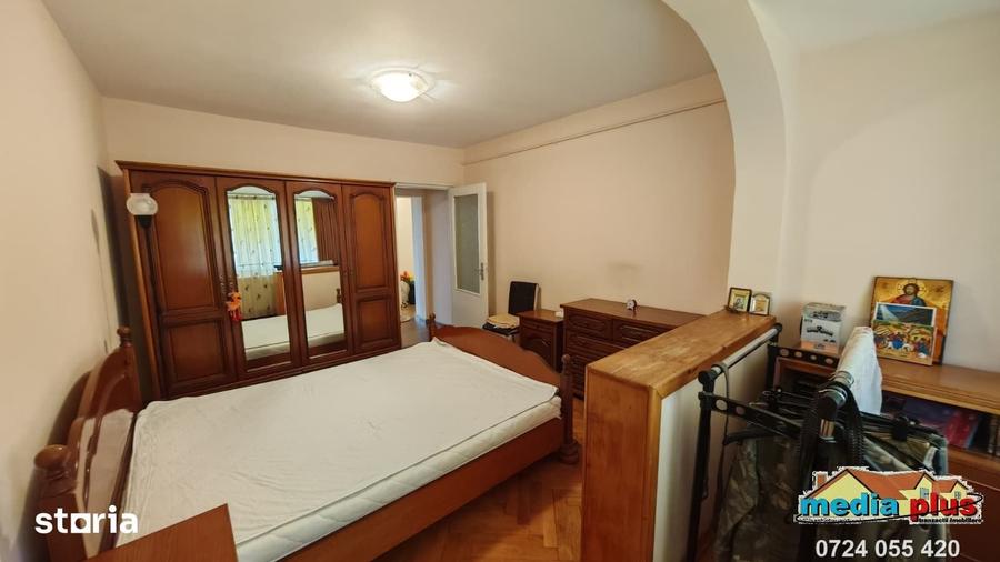 Apartament cu 3 camere decomandat în Țiglina 2