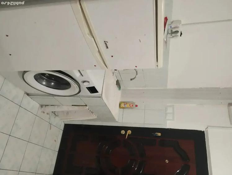 Garsonieră decomandată în Narcisa