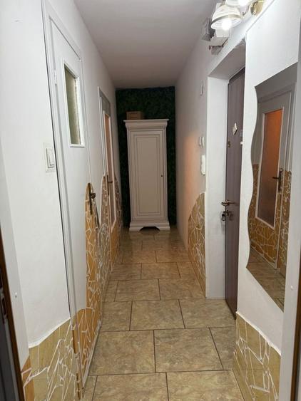 Apartament cu 2 camere decomandat în Exterior Vest