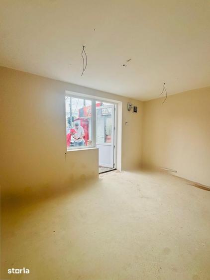 Spațiu comercial, de 35 mp, în Granit