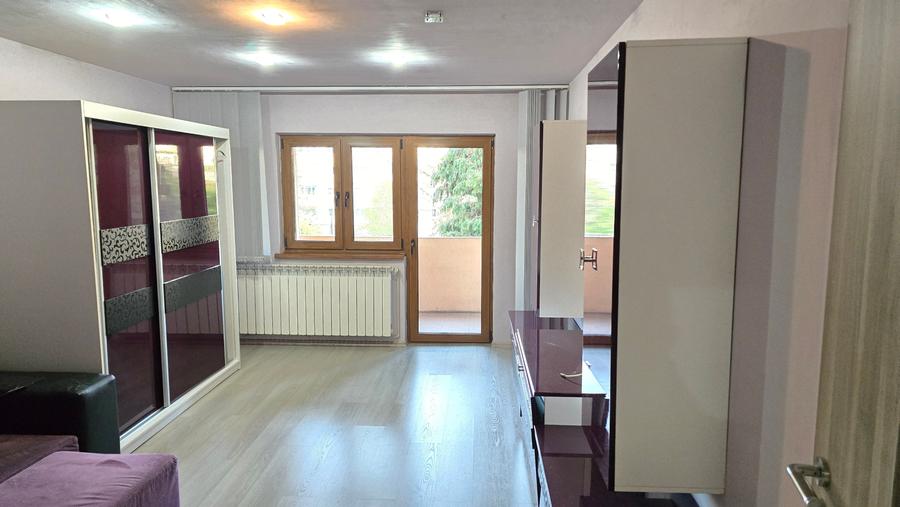 Vand apartament 2 camere decomandat in Deva, Bld 22 Decembrie, et. 1, mobilat - 3