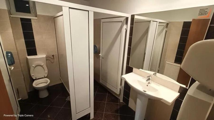 Birou, de 30 mp, în Central