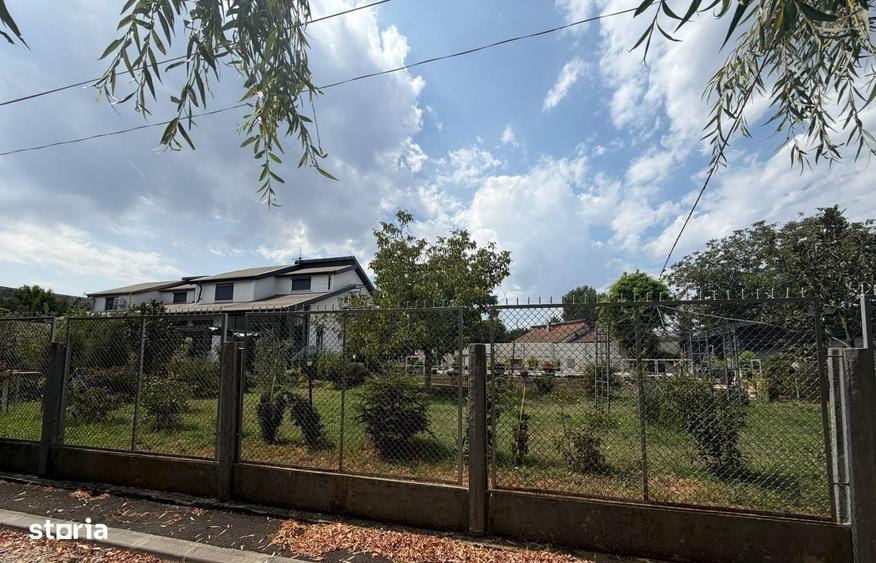 Casă cu 4 camere în Exterior Vest