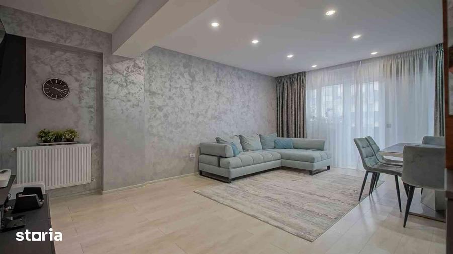 Apartament cu 4 camere în Tractorul