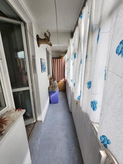 Apartament cu 3 camere decomandat în Tineretului