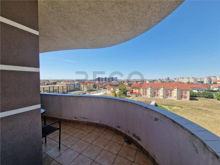 Apartament cu 3 camere decomandat în Nufărul