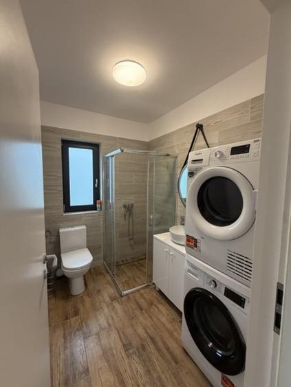 Casă individuală cu 3 camere decomandat cu Canalizare în Tunari