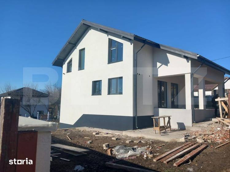 Casă cu 5 camere cu Teren 500 Mp în Valea Adâncă