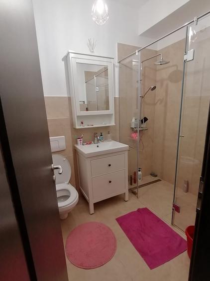 Apartament cu 2 camere nedecomandat în Independenței