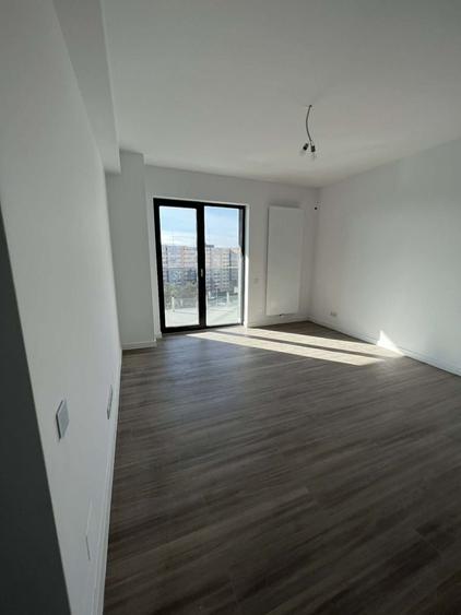 Apartament cu 2 camere decomandat în Exterior Vest