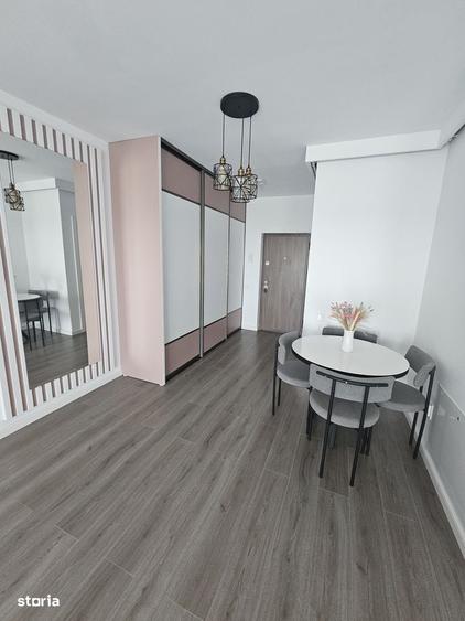 Apartament cu 2 camere semidecomandat în Florești