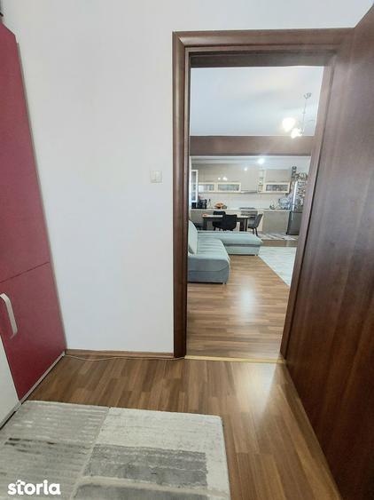 Apartament cu 3 camere în Nufărul