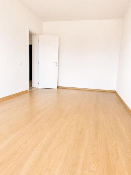 Apartament cu 3 camere decomandat în Sânpetru