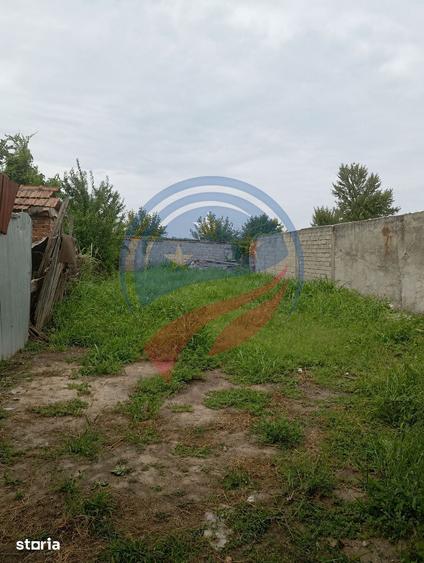 Teren de 277 mp, în 1 Mai