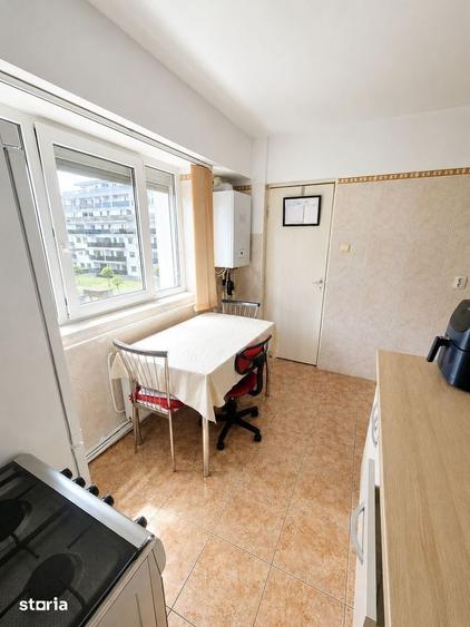 Apartament cu 2 camere decomandat în Între Lacuri