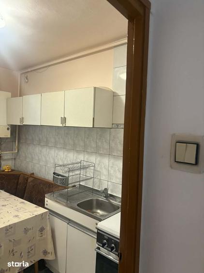 Apartament cu 3 camere în Astra