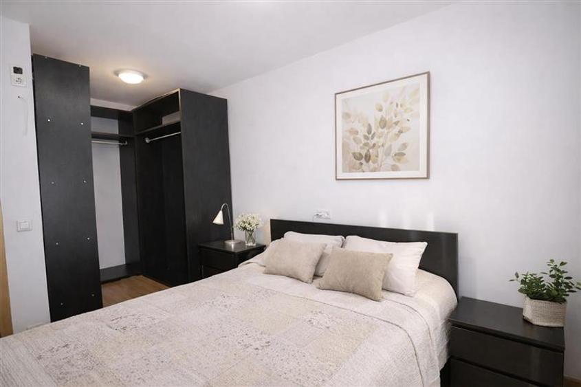 Penthouse cu 3 camere decomandat în Avantgarden