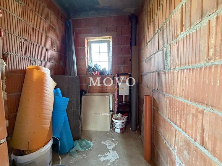 Duplex cu 3 camere cu Teren 393 Mp în Sânandrei