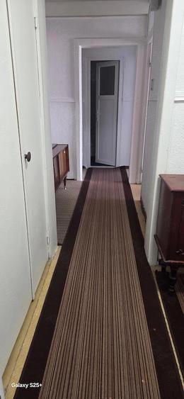 Apartament cu 3 camere decomandat în Canta