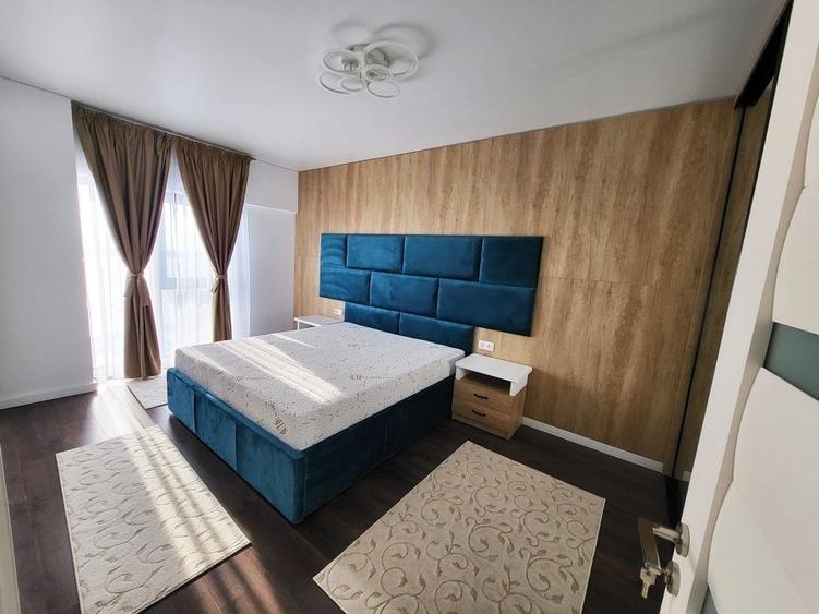 Apartament cu 3 camere decomandat în Faleză