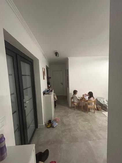 Casă individuală cu 2 camere cu Canalizare în Central