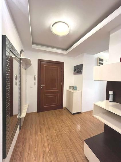 Apartament cu 3 camere decomandat, mobilat în Herăstrău