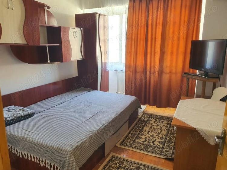 Apartament cu 2 camere decomandat în Ostroveni