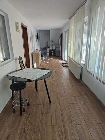 Casă individuală cu 4 camere cu Canalizare în Vama Buzăului