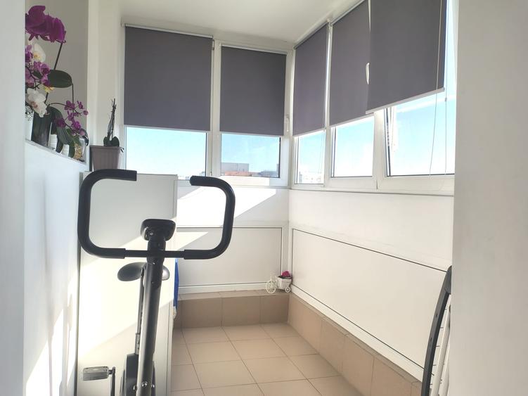 Apartament cu 2 camere circular, mobilat în Titan