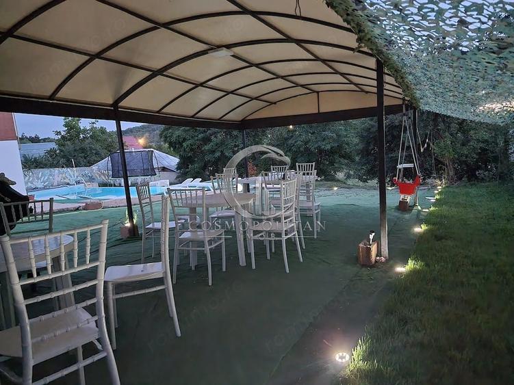 Casă cu 2 camere cu Teren 2000 Mp în Sărata