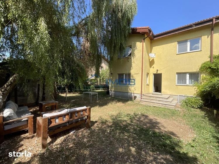Casă cu 4 camere cu Teren 380 Mp în Central