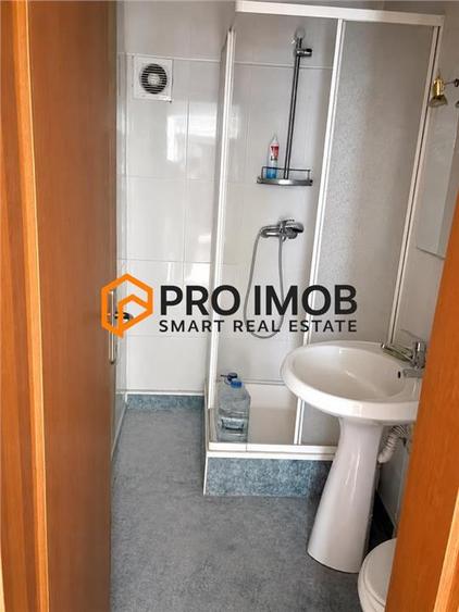 Apartament cu 4 camere decomandat în Unirii Sud
