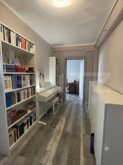 Apartament cu 3 camere decomandat în Baciu