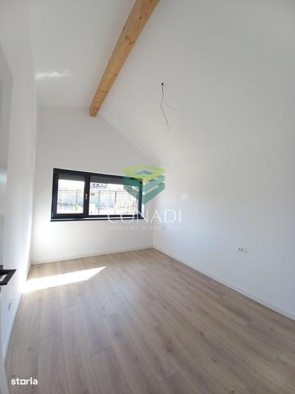 Casă cu 3 camere în Tâncăbești