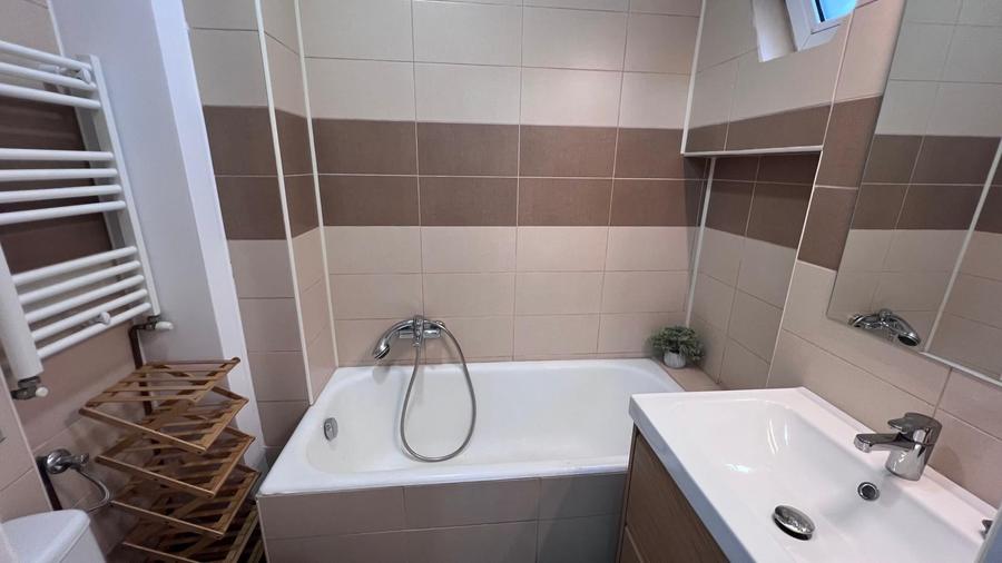 Apartament cu 2 camere semidecomandat în Unirii