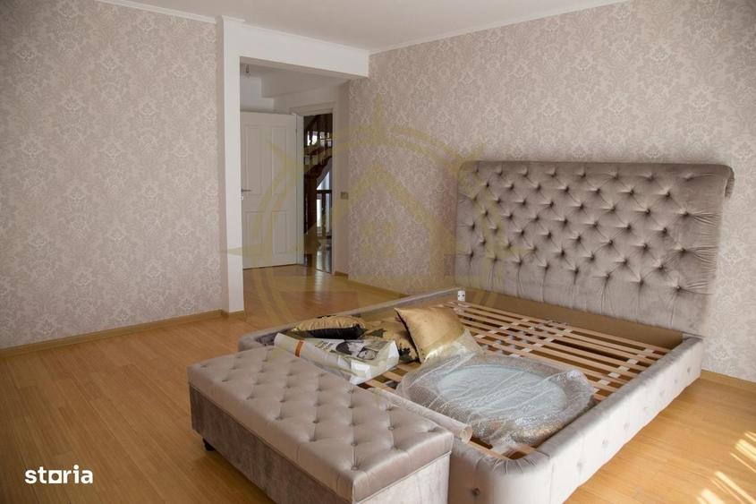 Casă cu 4 camere în Ostratu