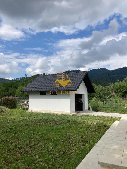 Hotel/Pensiune, de 145.69999694824 mp, în Est