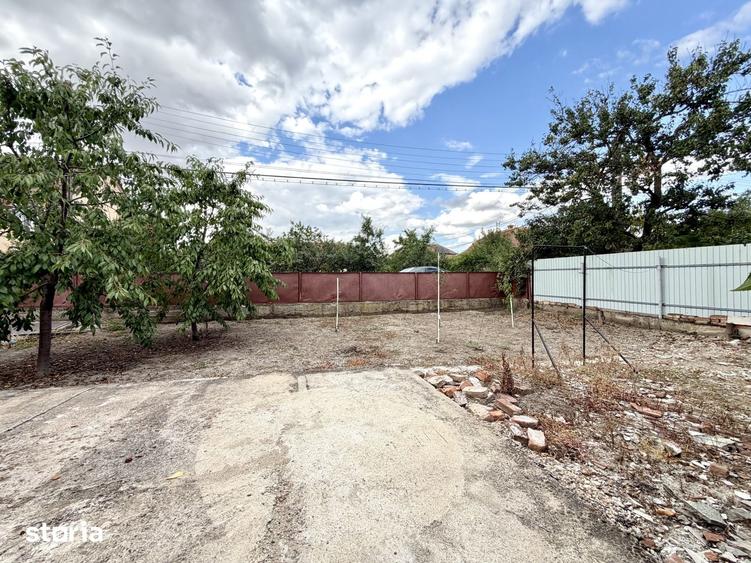Casă cu 5 camere cu Teren 479 Mp în Ghirodei