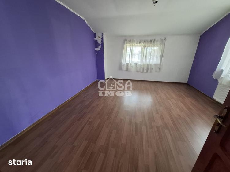 Casă cu 5 camere cu Teren 2400 Mp în Dragomirești