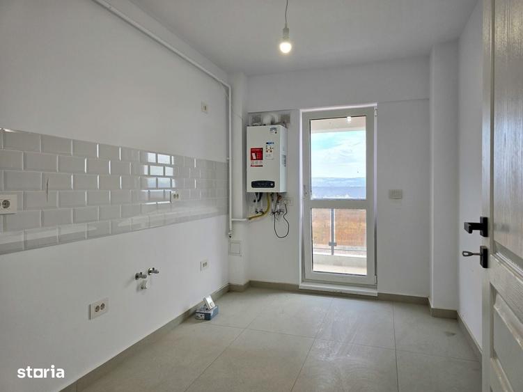 Apartament cu 7 camere decomandat în Galata