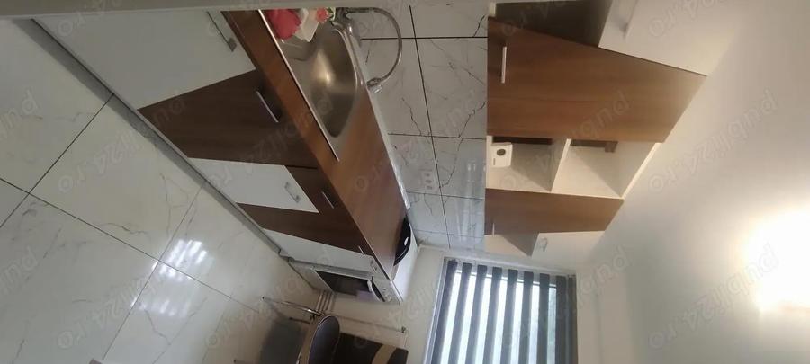 Apartament cu 2 camere semidecomandat în Moroasa 1