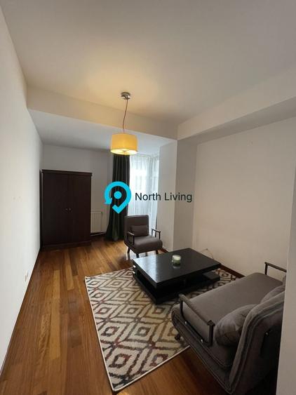 Apartament cu 5 camere decomandat, mobilat în Herăstrău