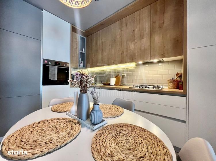 Apartament cu 3 camere semidecomandat în Central