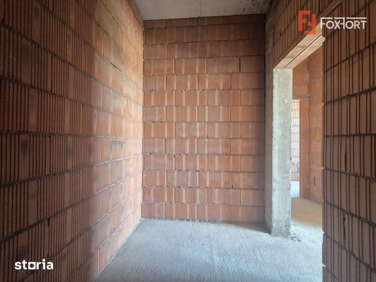 Duplex cu 4 camere de vanzare in localitatea Dumbravita - 9
