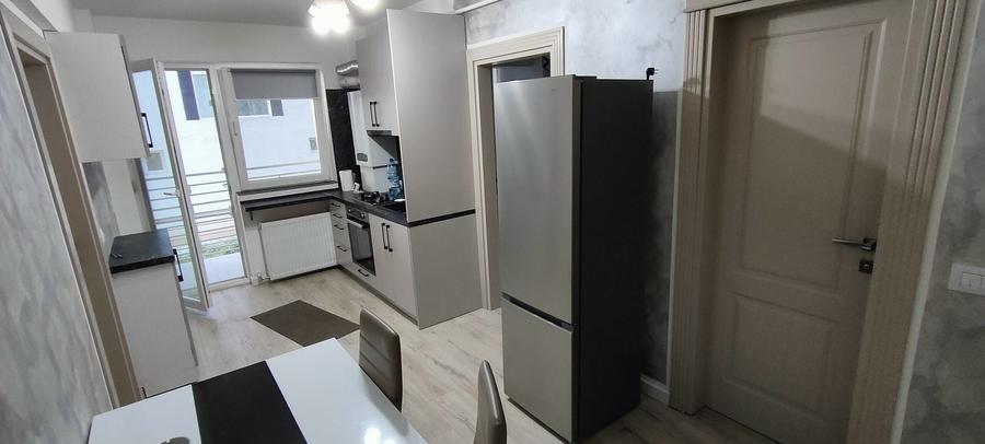 Apartament cu 2 camere decomandat în Central