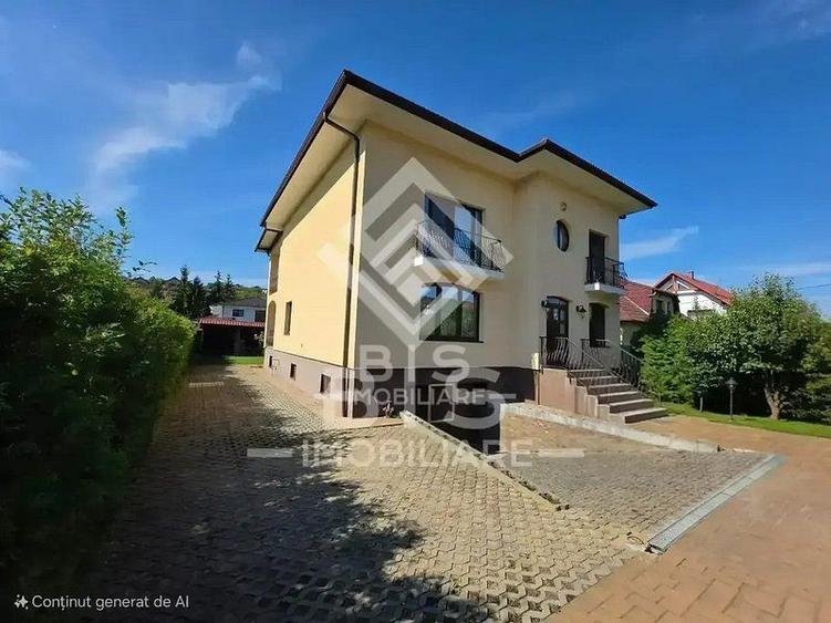 Casă individuală cu 3 camere cu Canalizare în Periferie