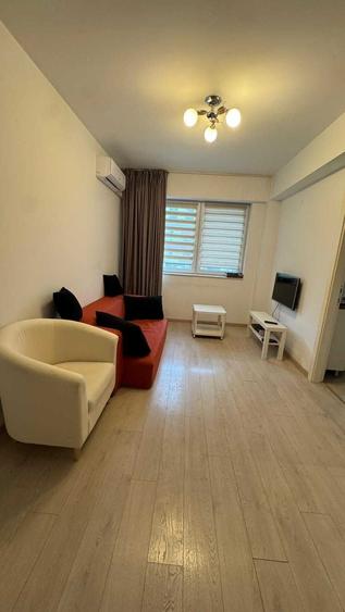 Inchiriez apartament cu 2 camare - 4