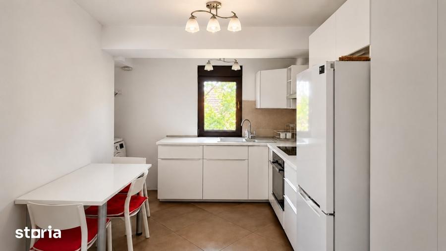 Apartament cu 3 camere în Primăverii